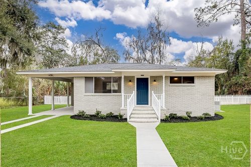 2105 Saint Johns Ave, Savannah, GA, 31404-5952 | Card Image