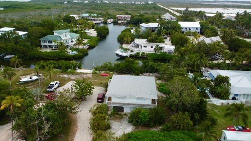 17236 Keystone Road, Sugarloaf Key, FL, 33042 | Card Image