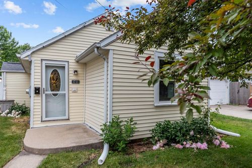 1711 N Meade Street, APPLETON, WI, 54911 | Card Image