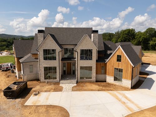 8101 Turning Point Dr, Brentwood, TN, 37027-2103 | Card Image