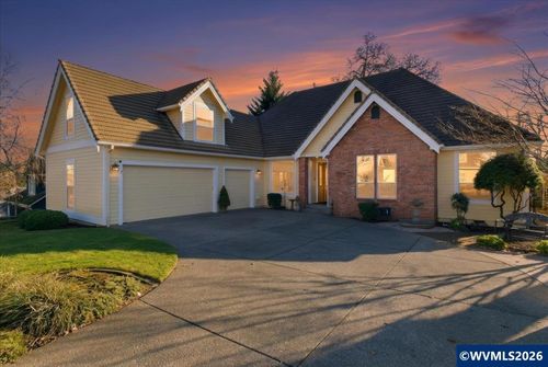 2082 Barrington Ave Se, Salem, OR, 97302-2066 | Card Image