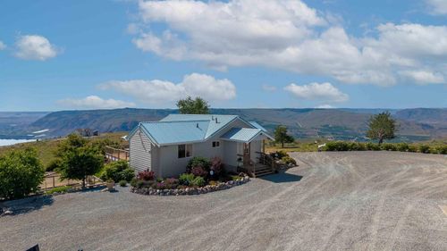 24 Cielo Cir, Brewster, WA, 98812-9561 | Card Image