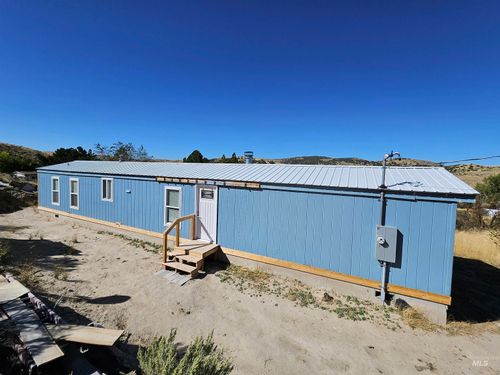 3059 Garden Pl, American Falls, ID, 83211-5422 | Card Image