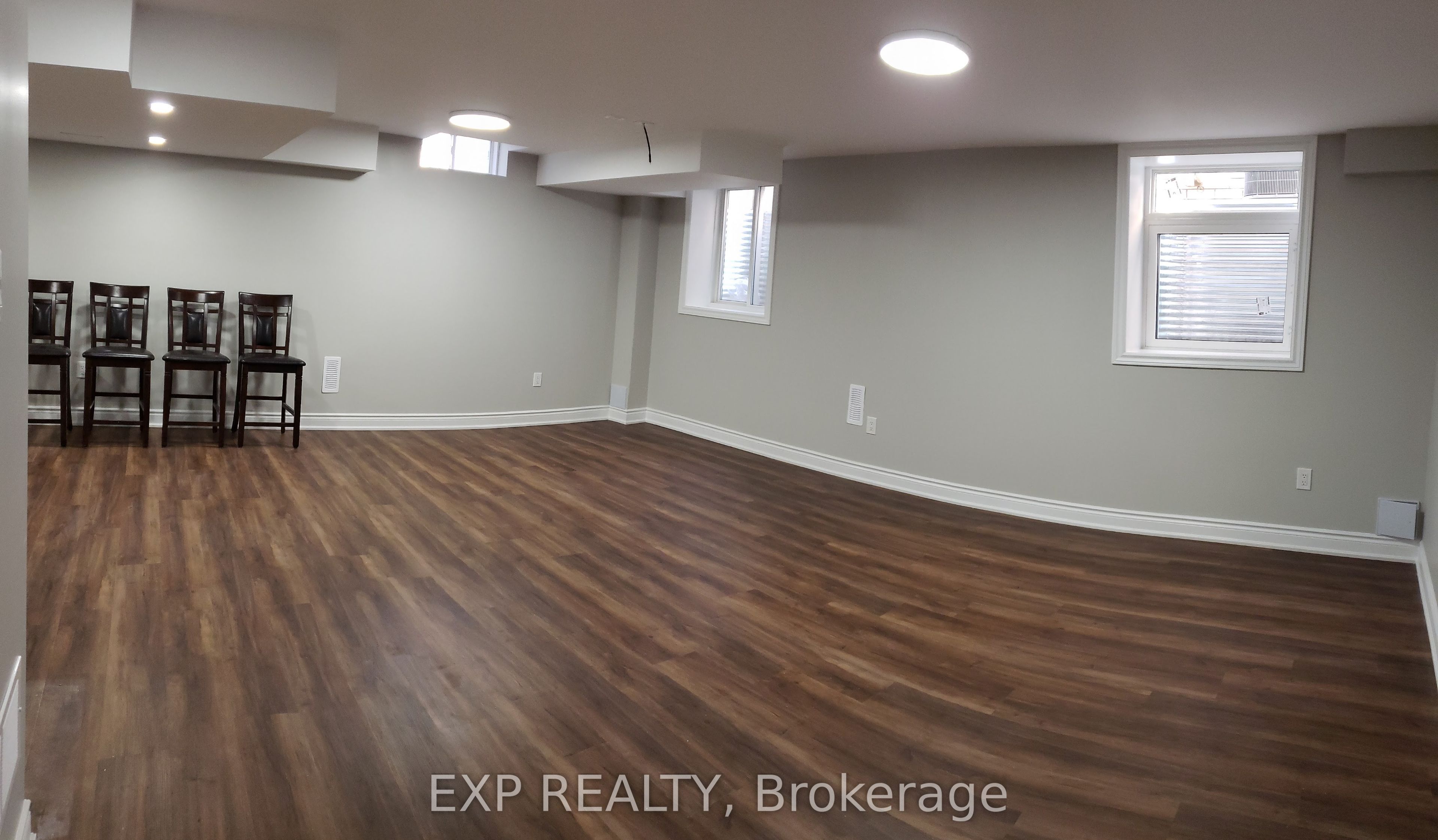 Residential Lease in Oakville 3