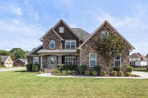 7990 Trout Lily Dr, Ooltewah, TN, 37363-5701 | Card Image
