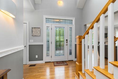 19 Schooner Dr, Dover, NH, 03820-5018 | Card Image