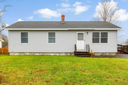 77 Mcguire St, North Bennington, VT, 05257-9178 | Card Image