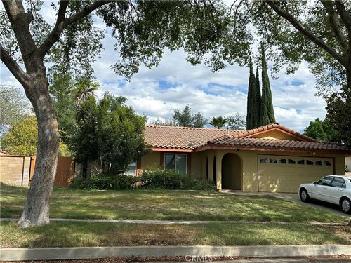 1267 Preston Ct, Upland, CA, 91786-2514 | Card Image