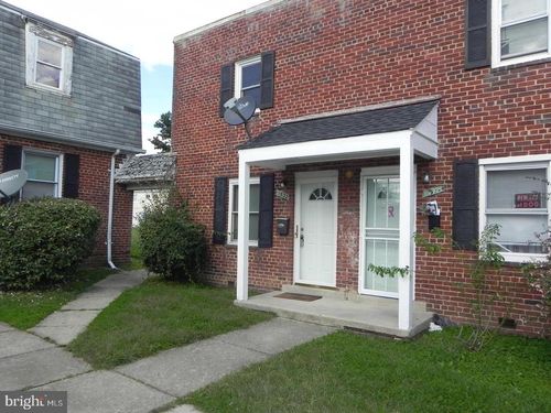 2532 Iverson St, TEMPLE HILLS, MD, 20748-3106 | Card Image