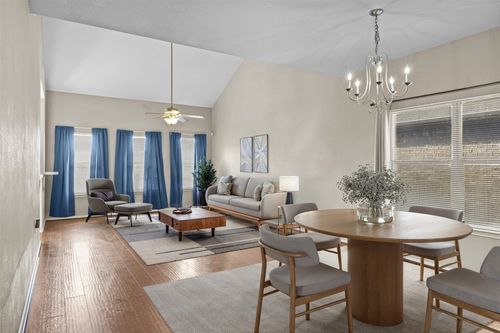 5709 Zachary Scott St, Austin, TX, 78747-3975 | Card Image