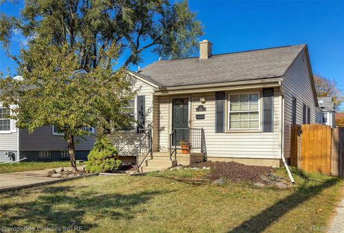 1451 E 14 Mile Rd, Birmingham, MI, 48009-2089 | Card Image