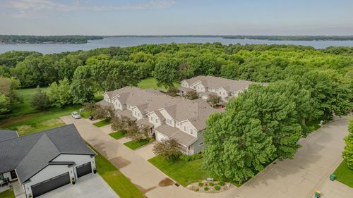unit-4-1207 Eloise St, Okoboji, IA, 51355-2607 | Card Image