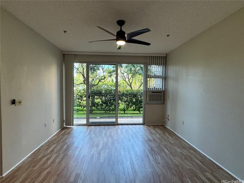 109-3009 Ala Makahala Pl, Honolulu, HI, 96818-7600 | Card Image