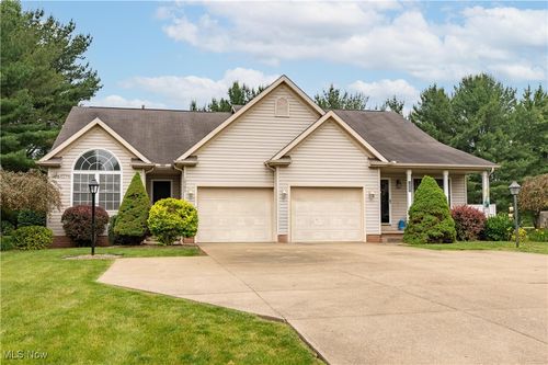 10393 Scotney Avenue Nw, North Canton, OH, 44720 | Card Image