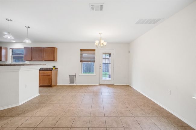8913 Winter Haven Rd, House other with 3 bedrooms, 3 bathrooms and 4 parking in Austin TX | Image 12