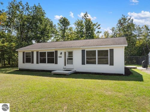 5388 Powers Rd, Alanson, MI, 49706-9787 | Card Image
