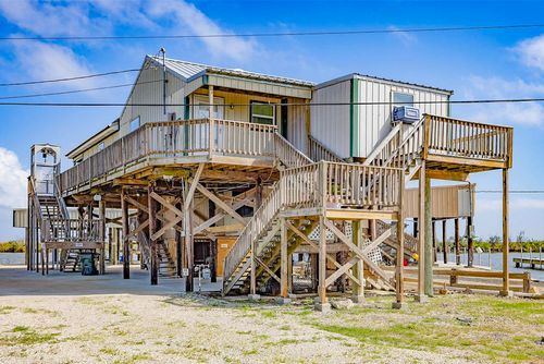 7828 Seaside Dr, Chauvin, LA, 70344-2222 | Card Image