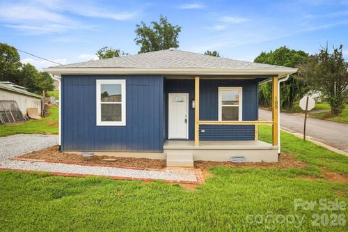 100 Gardner St, Hickory, NC, 28601 | Card Image