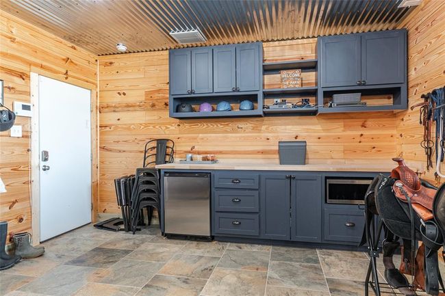 2112 Washington Ave, House other with 3 bedrooms, 4 bathrooms and 7 parking in Alvin TX | Image 39