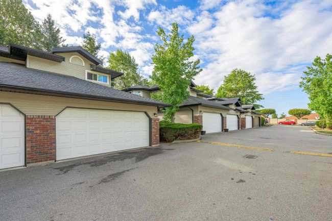 88 - 36060 Old Yale Rd, Townhouse with 3 bedrooms, 2 bathrooms and 2 parking in Abbotsford BC | Image 3