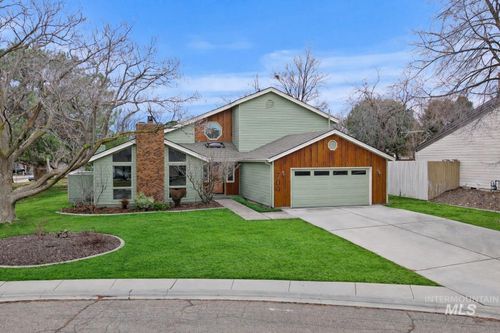 709 Vista Ter, Nampa, ID, 83686-8248 | Card Image