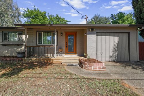 2843 Kenco Avenue, Redding, CA, 96002 | Card Image
