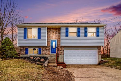 111 Green Hill Dr, Covington, KY, 41017-9428 | Card Image