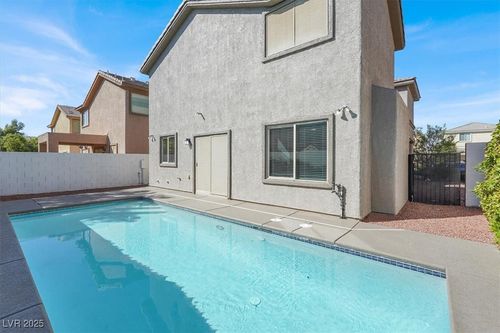 6842 Babbler St, North Las Vegas, NV, 89084-2666 | Card Image