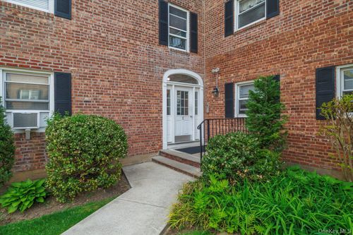 apt-e4-261 Central Ave, Lawrence, NY, 11559-8504 | Card Image