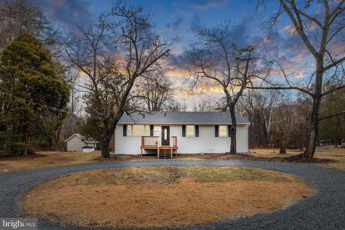 10789 Brent Town Rd, CATLETT, VA, 20119-2409 | Card Image