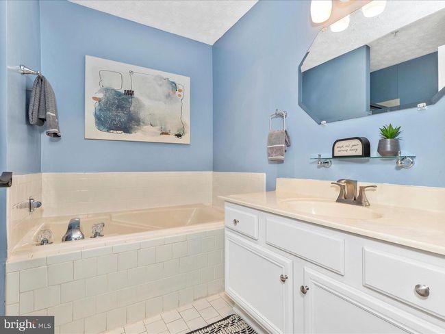 APT-7103 - 6505 Springwater Ct, Condo with 2 bedrooms, 2 bathrooms and null parking in FREDERICK MD | Image 19