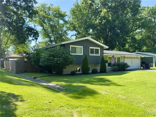 1641 Brookwood Dr, Cape Girardeau, MO, 63701-2408 | Card Image