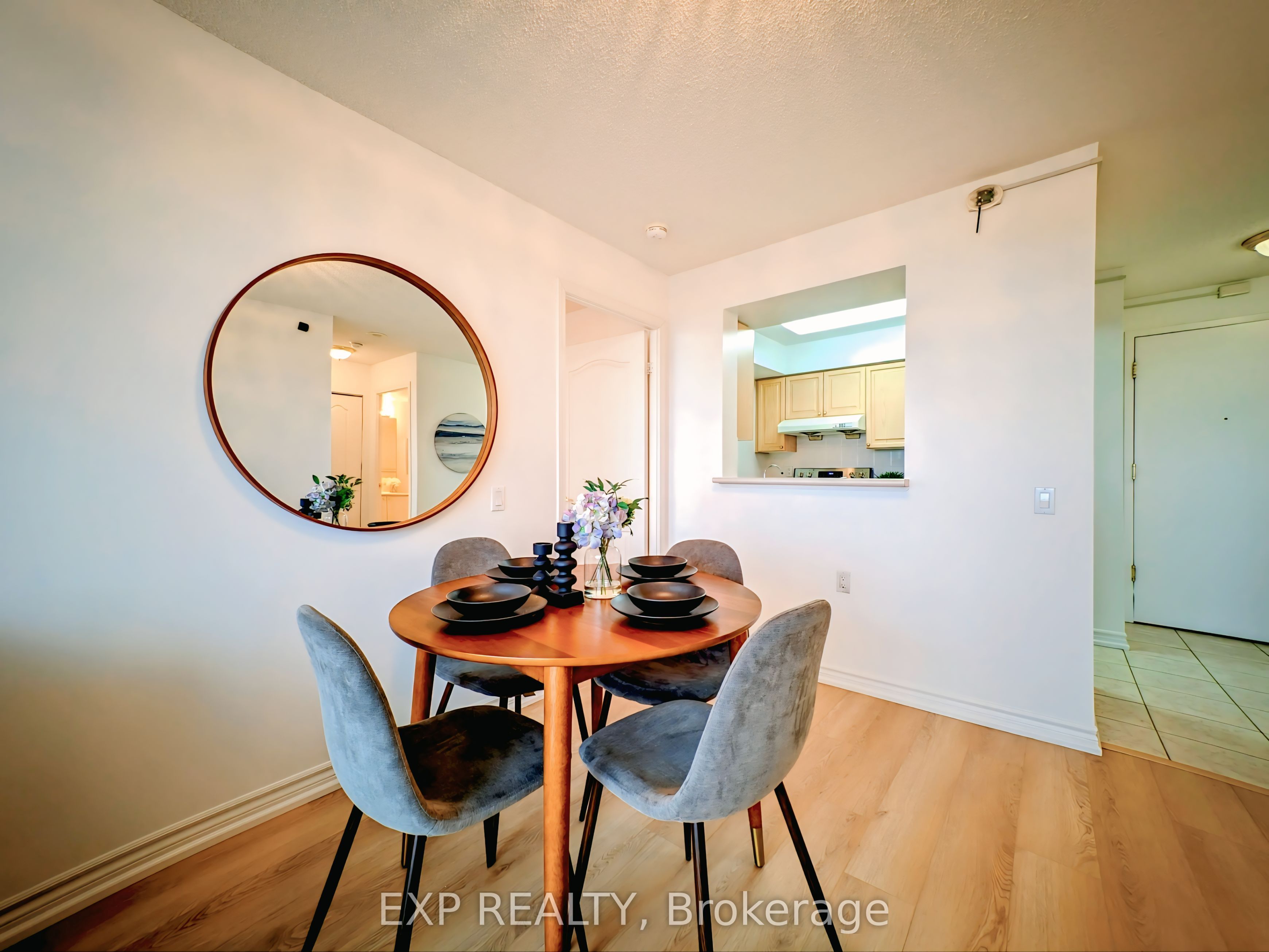 Residential in Toronto E05 5