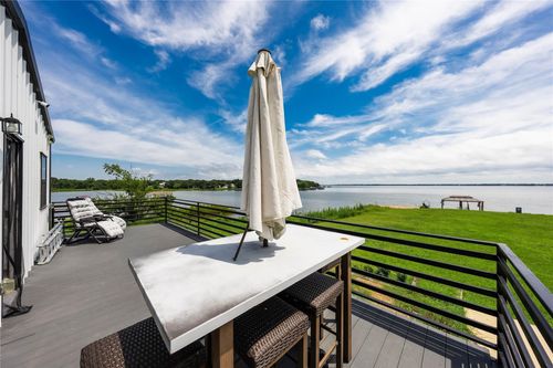 726 Lakeshore Dr, Kemp, TX, 75143-7568 | Card Image