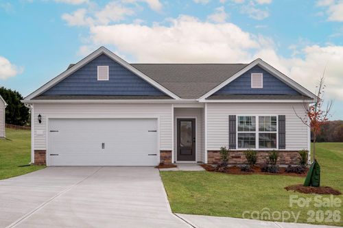 3446 Robindale Dr, Winston Salem, NC, 27107-1762 | Card Image
