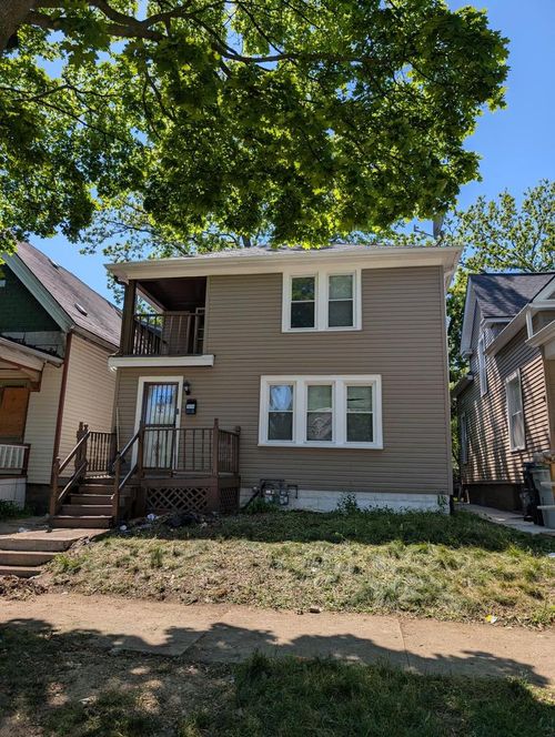 3035 N 10th Street, Milwaukee, WI, 53206 | Card Image