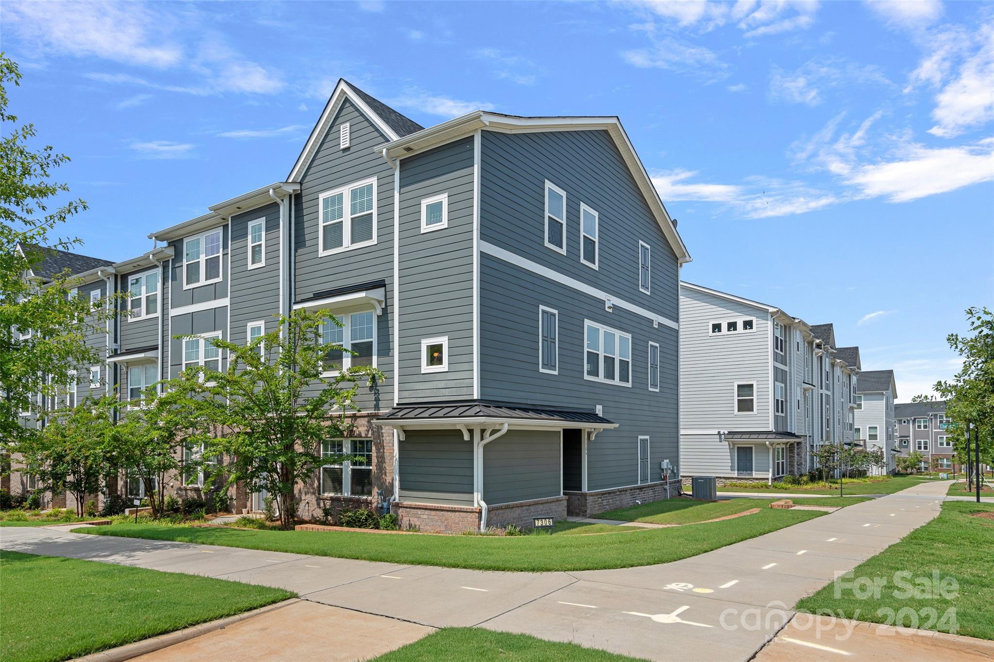 Bryce Ave, Charlotte, NC 28217