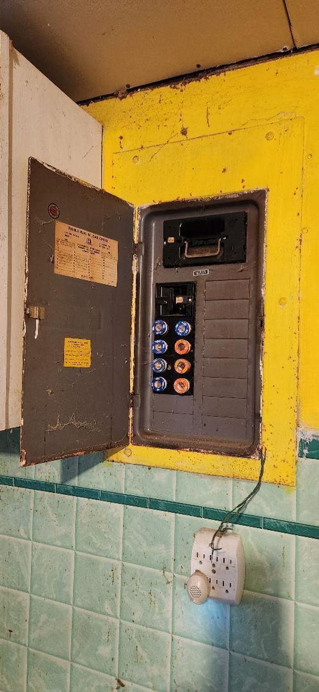 Electrical Panel House | Image 8