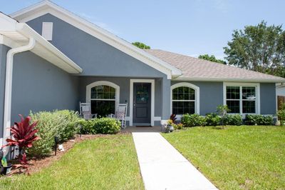 2471 Se Gillette Avenue, House other with 3 bedrooms, 2 bathrooms and null parking in Port St Lucie FL | Image 2