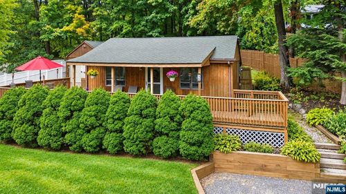 36 Beach Haven Rd, Hewitt, NJ, 07421-2103 | Card Image