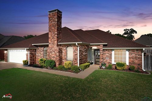 404 Lakewood Dr, Longview, TX, 75604-1488 | Card Image