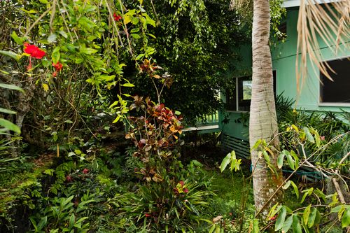 73-4216 Kiekie St, Kailua Kona, HI, 96740-8467 | Card Image