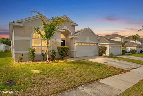 208 Troon Cir, Davenport, FL, 33897-6308 | Card Image