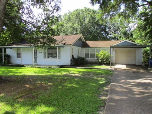 2629 Dowling St, West Orange, TX, 77630-6833 | Card Image