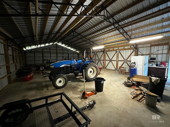 Garage | Image 23