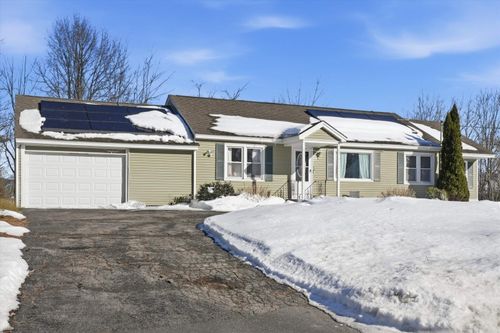 193 Beaver St, Manchester, NH, 03104-5512 | Card Image