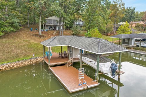 416 Beckys Creek Dr, Moneta, VA, 24121-2129 | Card Image