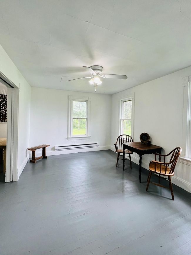 Sitting Room | Image 16