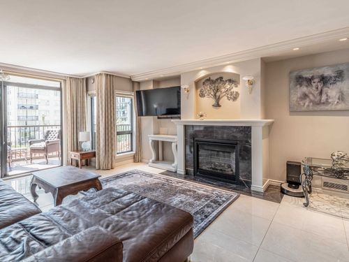 302-1520 Harwood St, Vancouver, BC, V6G1X9 | Card Image