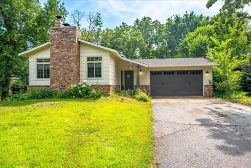 1108 W River St, Monticello, MN, 55362-8951 | Card Image